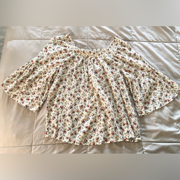 Womens Chaps Floral Blouse size L. NWOT - Picture 2 of 4